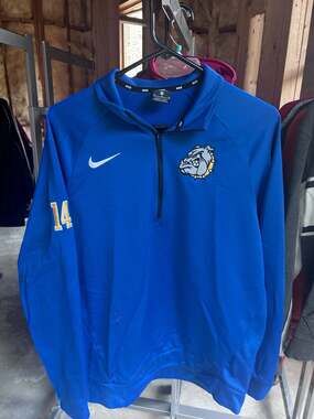 Nike Dri-FIT Bulldog Mascot 1/4 Zip Pullover Size M